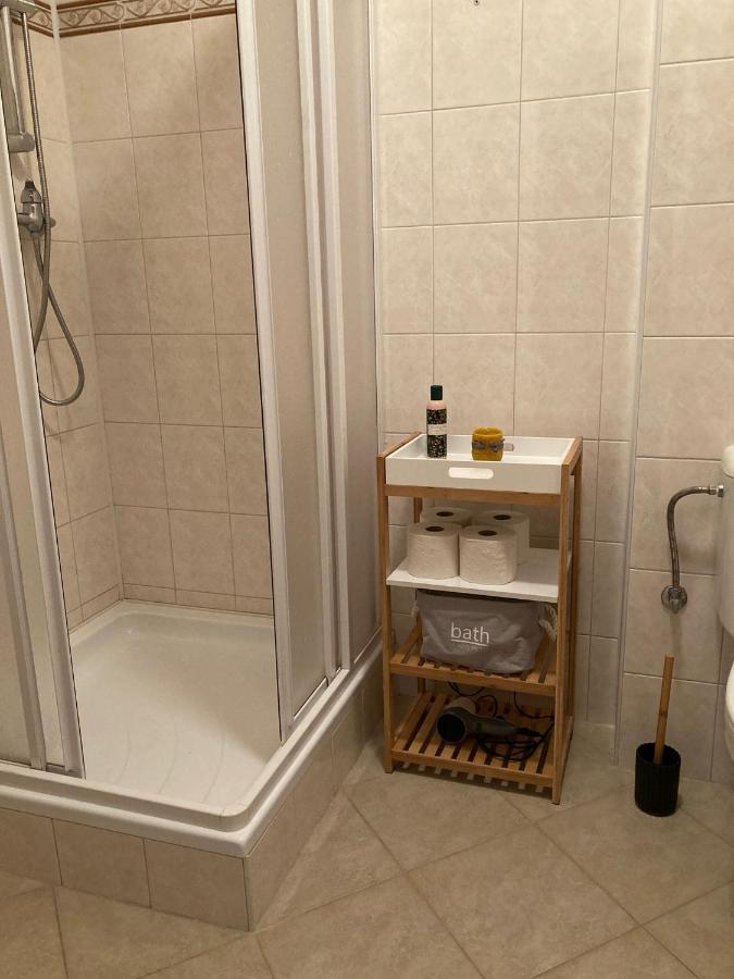 Apartman Nahore Vacov Eksteriør bilde